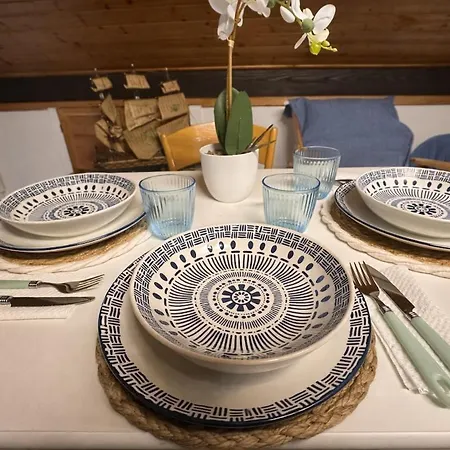 아파트 L&r - La Piccola Mansarda Del Marinaio - A